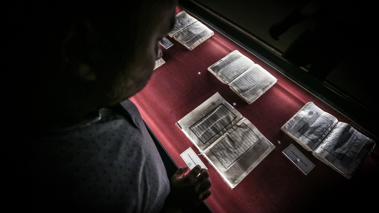 Medresenin uzun yıllar Verem Savaş Dispanseri ve Kanser Erken Tanı Merkezi olarak sağlık hizmetlerinde kullanıldığını dile getiren Aydın, 2014`te Büyükşehir Belediyesince restorasyona başlandığını anlattı.