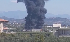 Antalya'da fabrika yangını