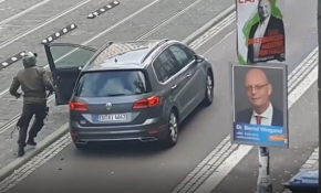 Almanya'da sinagog önünde silahlı saldırı: 2 ölü