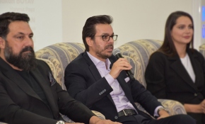 TRT Genel Müdürü Eren: Askerlerimizin ayaklarına taş değmesin