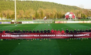 A Milli Futbol Takımı'ndan Mehmetçik'e destek
