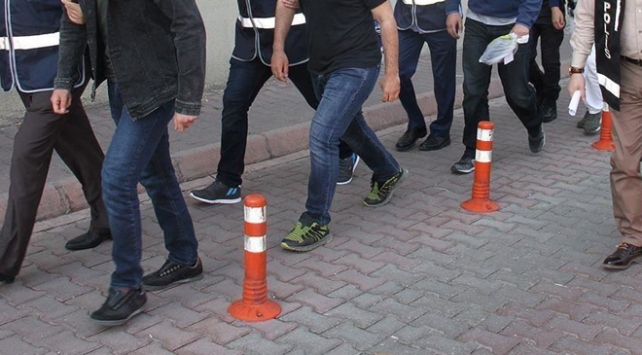 Sosyal medyadan terör propagandasına 5 gözaltı