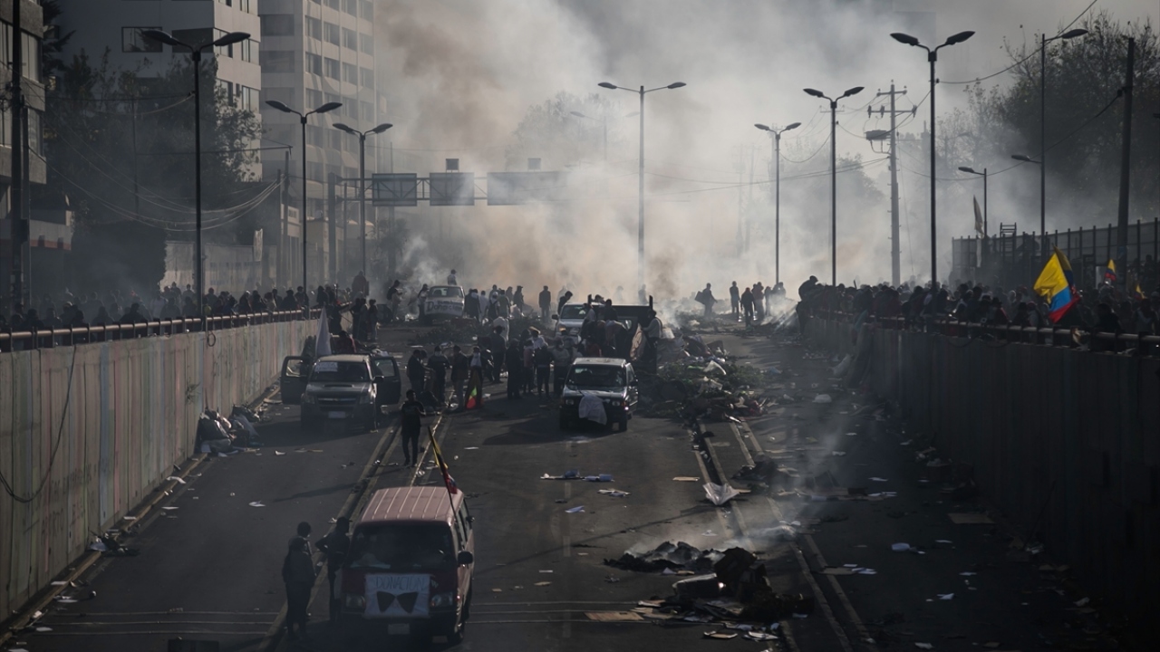 Ekvador`da hükümetin akaryakıt sübvansiyonlarını kaldırması üzerine 3 Ekim`de protestolar başladı.