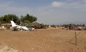 Antalya'da sivil eğitim uçağı düştü