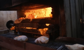 SMO Tel Abyad'da fırını çalıştırıp halka ekmek yapmaya başladı