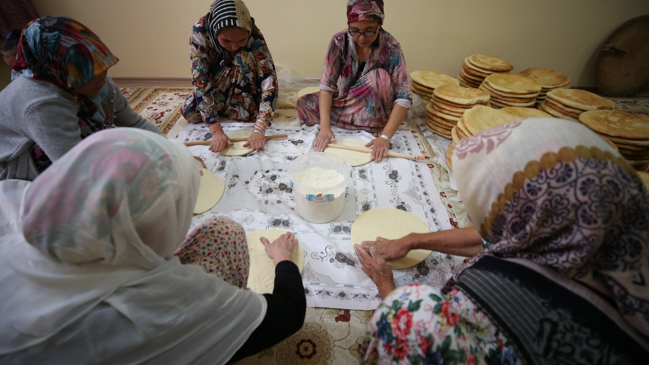 Annesinin, şehit haberlerinden çok etkilendiğini anlatan Hemrah, şöyle devam etti: