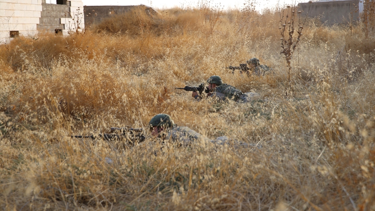 MPT-55 ise yüksek atış kabiliyeti, benzerlerine göre hafif ve etkili bir silah olmasıyla da dikkati çekiyor.
