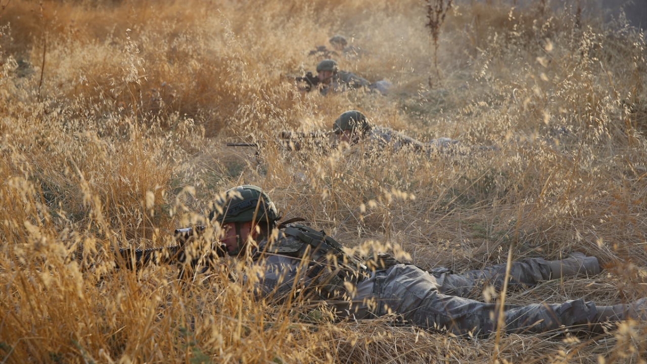 Teröristlere korku salan Fırtına obüsleri