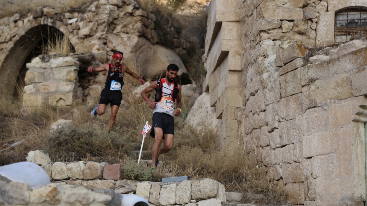 Organizasyonda, 119 ve 63 kilometrelik yarışların startı, Ürgüp`te sabah erken saatlerde verildi.