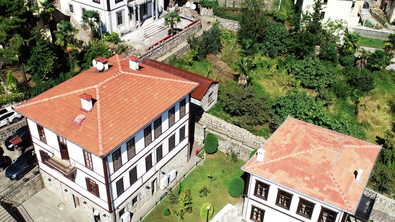 Doğu Karadeniz Kalkınma Ajansı (DOKA) tarafından desteklenen "Sokak Sağlıklaştırma ve Kentsel Tasarım Projesi"nde ikinci etap çalışmaları başlatıldı. 