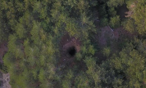 Spil Dağı'nda obruk oluştu