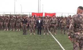 Özel harekat polisleri Barış Pınarı Harekatı bölgesine uğurlandı