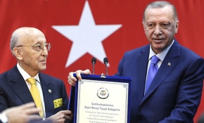 Cumhurbaşkanı Erdoğan, Fenerbahçe Yüksek Divan Kurulu Üyesi oldu