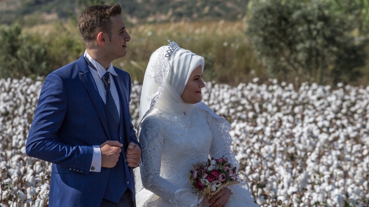 Çekime gelen gelin Sibel Bilmez ise fotoğrafları çok beğendiğini söyledi.