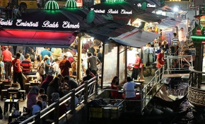 Eminönü'ndeki balık ekmek tekneleri tarih oluyor