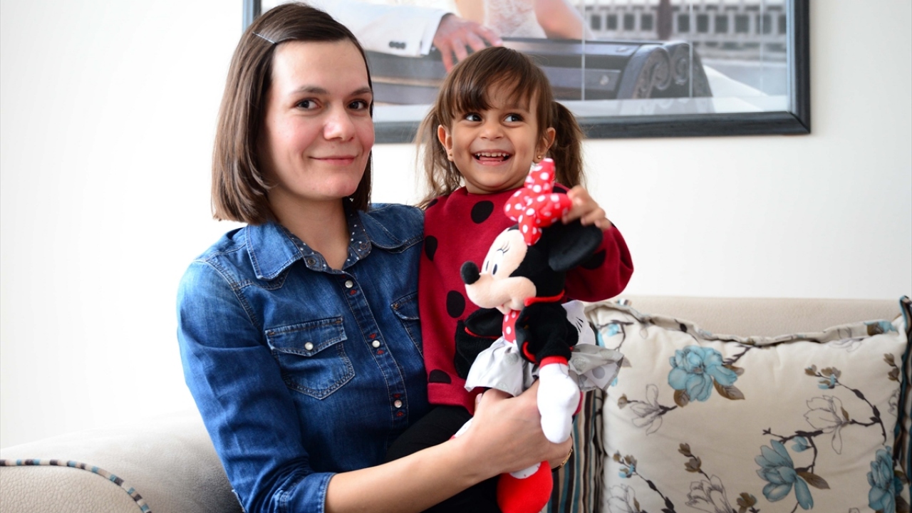 "İş yerinde bir komutanım, eve geldiğimde bir anneyim."