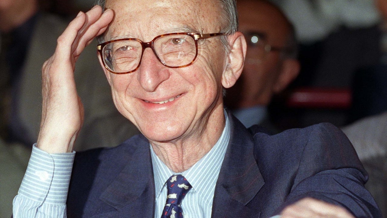 22 Mayıs 1999`da CHP 9. Olağanüstü Kurultayı`na İnönü de katıldı. (Arşiv)