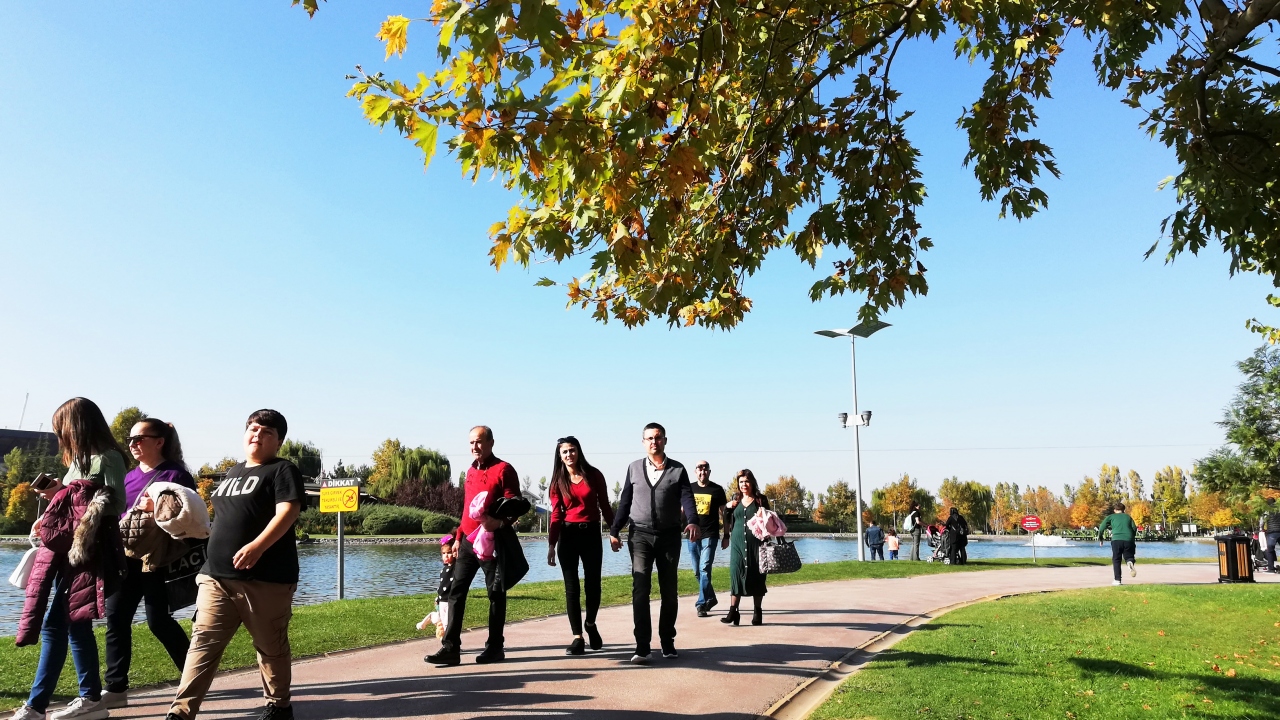 Büyük küçük her yaştan ziyaretçinin gün boyu eğlenceli vakit geçirebileceği bir yer. 