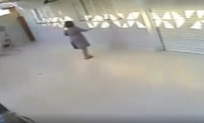 Önünden geçtiği evin garajında kaldı