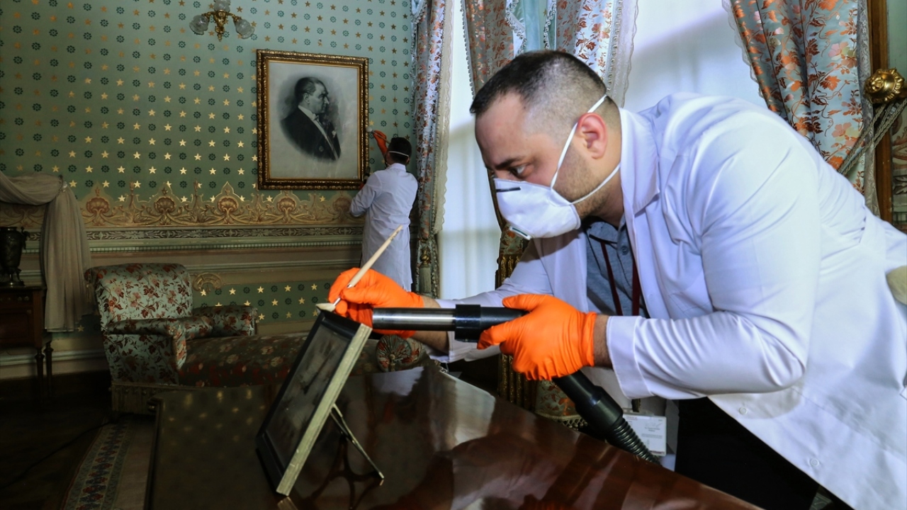 Saray personeli sabah 07.00`den, ziyaretin tamamlanacağı saate kadar özveriyle görev yerlerinde olacak.