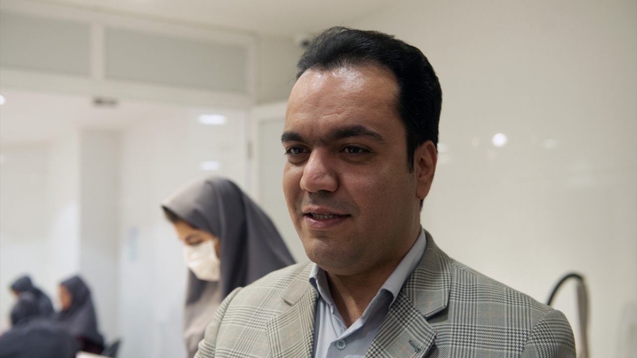 Revend ve Sabbagiyan markasıyla safran satışı yapan firmanın yetkilisi Mustafa Fakihi ise ABD yaptırımları nedeniyle  ihracatın eskiye göre zorlaştığını ifade etti. 