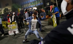 Bolivya'da seçim protestosu şiddet olaylarına dönüştü