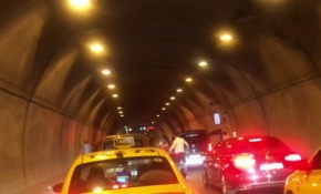 İstanbul’da asker konvoyu tüneli trafiğe kapattı