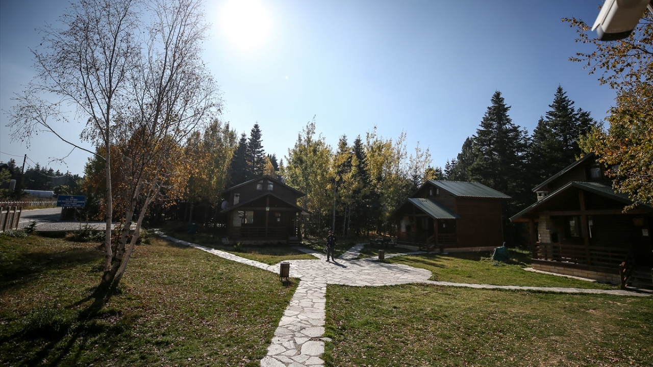 Henüz kış aylarına girmeden yoğun talebin gerçekleştiği köşklerde aralık-ocak-şubat ayları dönemi için yapılan rezervasyonlar da yüzde 80`e ulaştı.