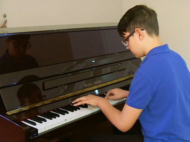 13 yaşındaki piyanist 3 ayda 3 kıtada konser verdi