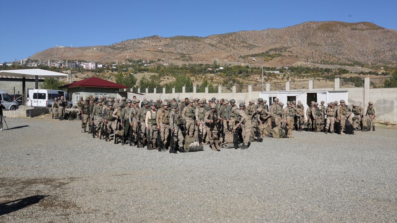 Bu kapsamda Diyarbakır-Muş-Bingöl kırsalında Diyarbakır ve Tunceli Jandarma Bölge Komutanlığınca Kıran-5 Operasyonu hayata geçirildi.