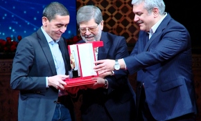 İki Türk bilim insanına İran'dan prestijli ödül