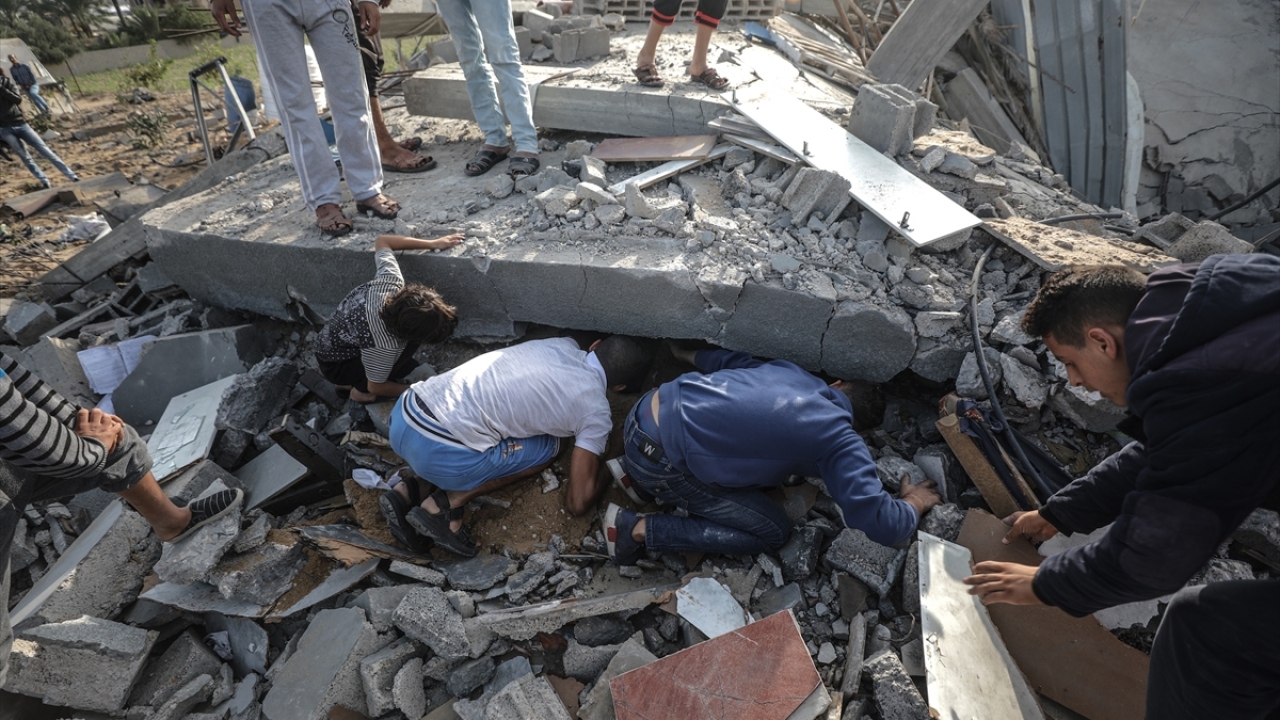 Bakanlık açıklamasında yaralı sayısının ise 45 olduğu kaydedildi.