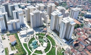 Türkiye riskli binaların yenilenmesi için kentsel dönüşüme gidiyor