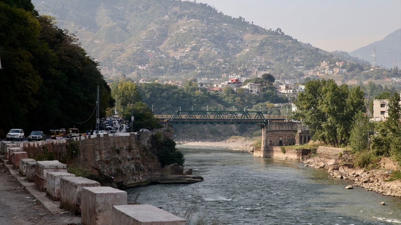 Kentte deprem sonrası bozulan su hatlarını da Türkiye yeniledi. 