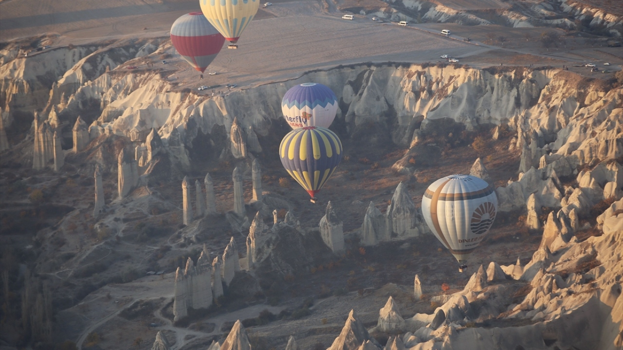 "Kapadokya, dünyanın en iyi balon turu görsel seyir alanı"