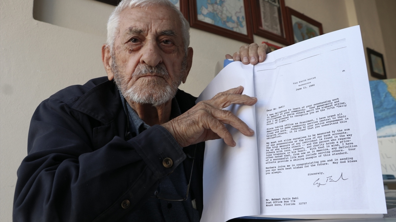 Bir macerayla çıktığı mahallesine geri dönmenin mutluluğu içerisinde olduğunu ifade eden Mehmet Fatin Baki, 92 yıllık hayatına birçok şeyi sığdırdığını söyledi.