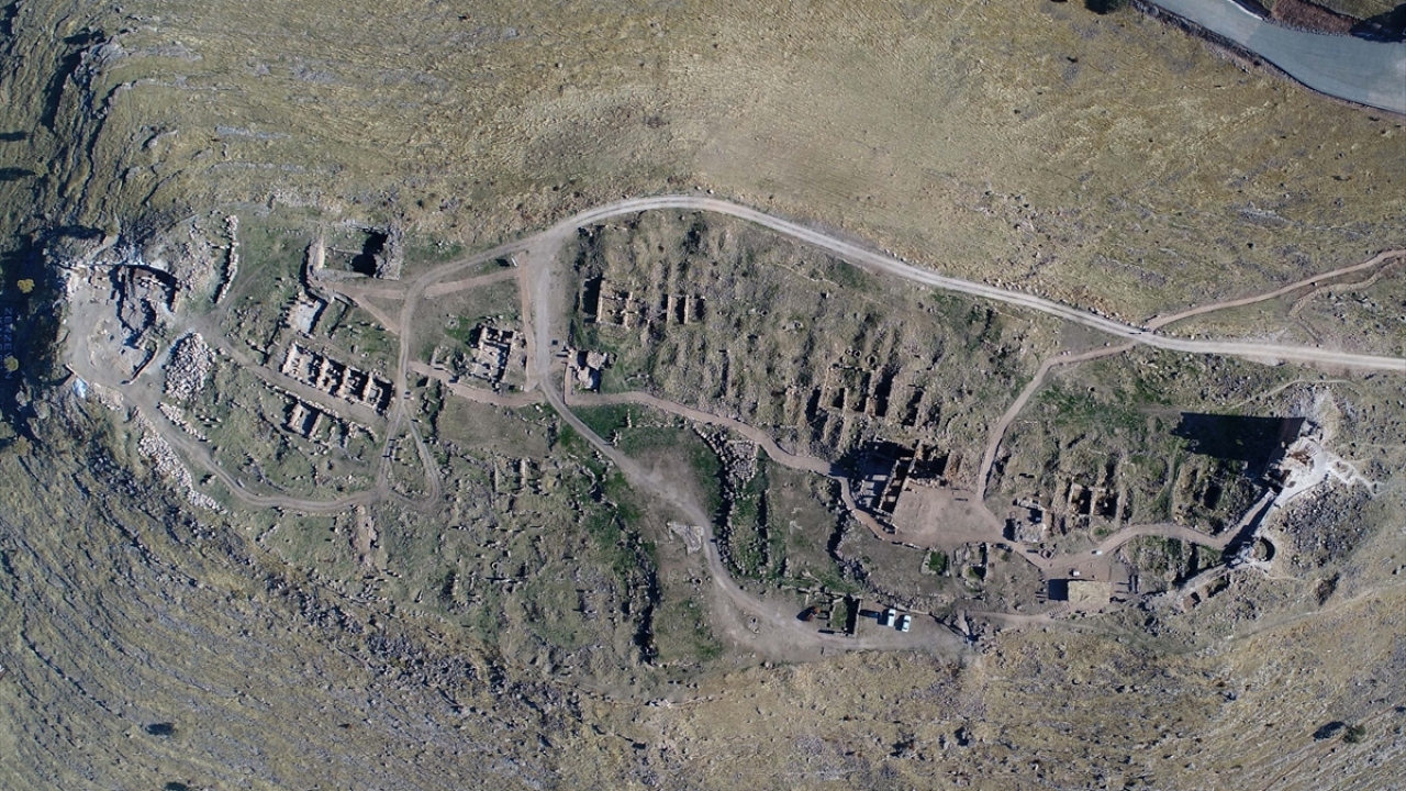 400 bin kişi ziyaret etti