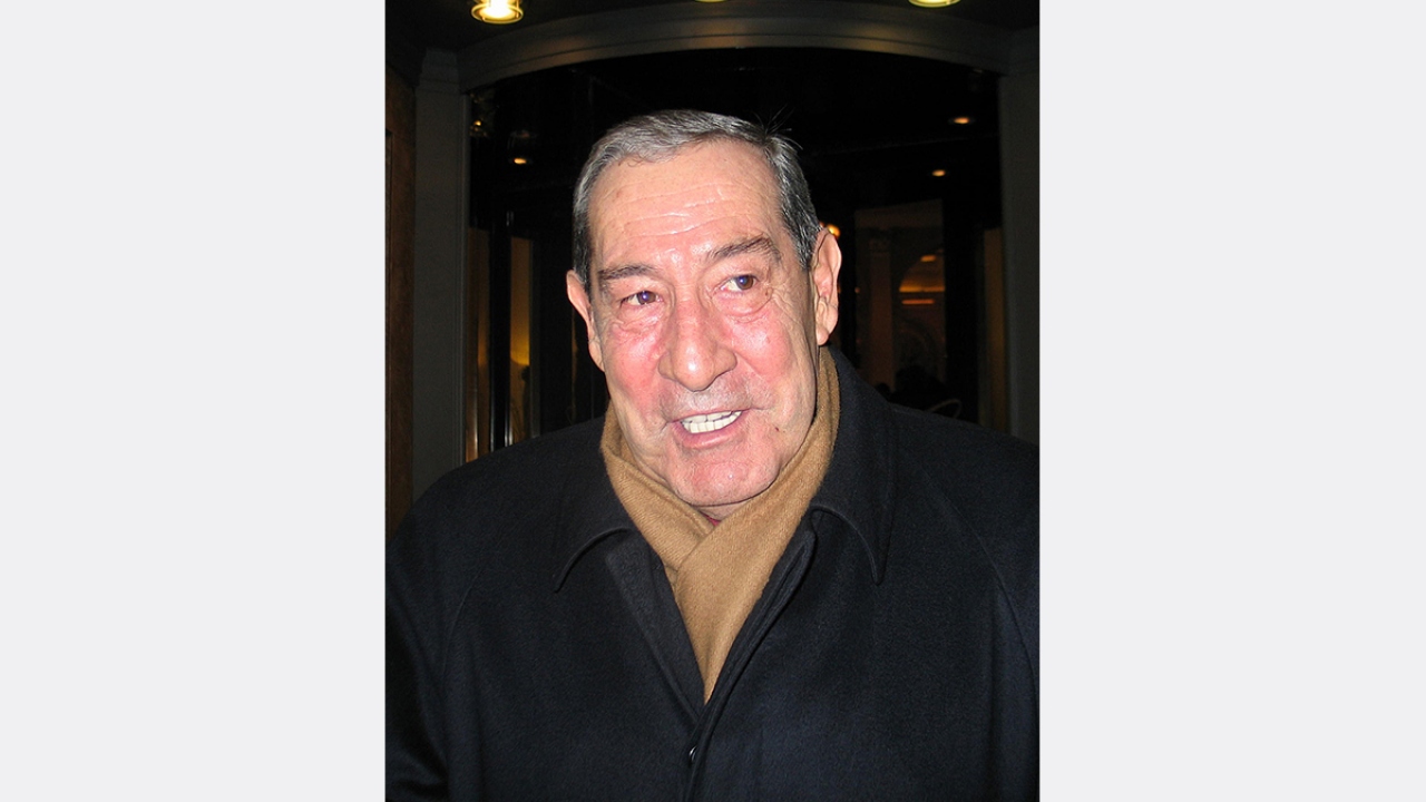 Büyükanıt, 21 Ocak 2008`de İngiltere`nin başkenti Londra`da gazetecilerle sohbet etti. (Arşiv)