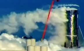 SpaceX'in roket prototipi basınç testlerinde patladı