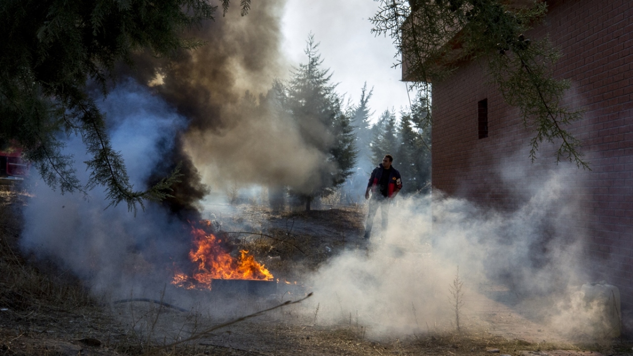 Başarılı bir şekilde tamamlanan tatbikat sonrası basın mensuplarına açıklama yapan AFAD Saha Koordinatörü Akşit Dayı, tatbikatın detayları, aşamaları ve katılımcı kurum ve kuruluşlarla ilgili bilgi verdi.