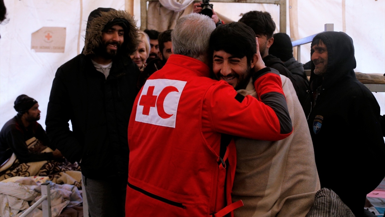 Kınık, sınırlardaki kötü muameleye dikkat çekti