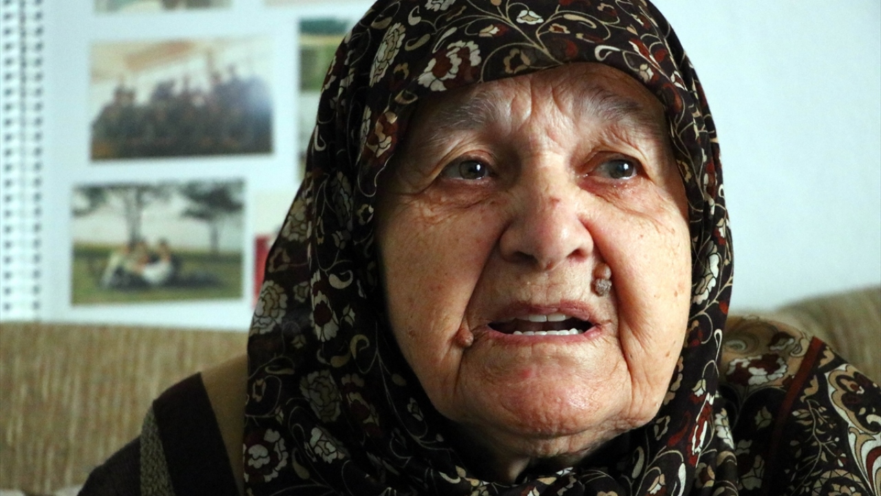 Alten, kızıyla eşinin ölüm haberini alınca adeta dünyasının başına yıkıldığını dile getirdi.