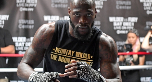 Muhammed Ali'nin rekorunu yakalamak için ringe çıkacak