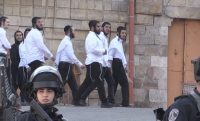 Yahudiler Harem-i İbrahim Camii'ne baskın düzenledi