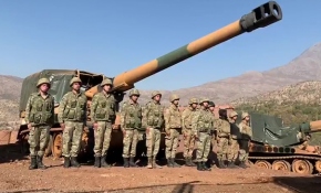 Mehmetçikten Öğretmenler Günü kutlaması