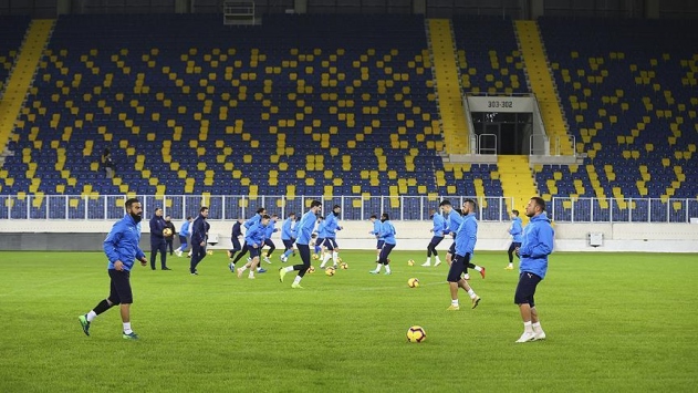 MKE Ankaragücü Süper Lig'de galibiyeti unuttu