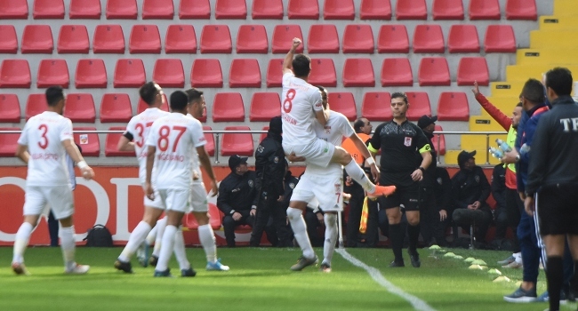 Sivasspor yeniden zirvede