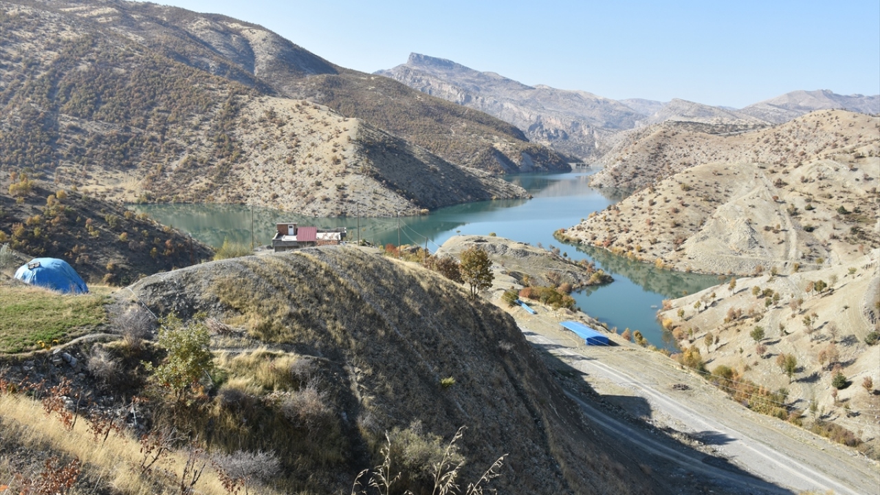 Yeni yerleşim yerinden 5 kilometre uzaktaki bölge, terör örgütüne yönelik operasyonların ardından sağlanan huzur sayesinde yöre sakinlerince ziyaret ediliyor.