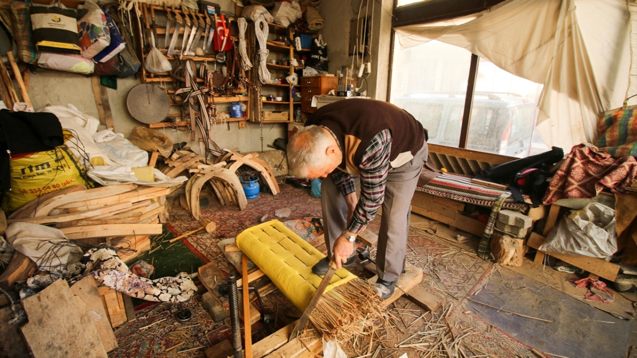 Yaptığı işten keyif aldığını aktaran Kıl, gücü yettiğince çalışarak mesleği yaşatmaya çalışacağını söyledi.