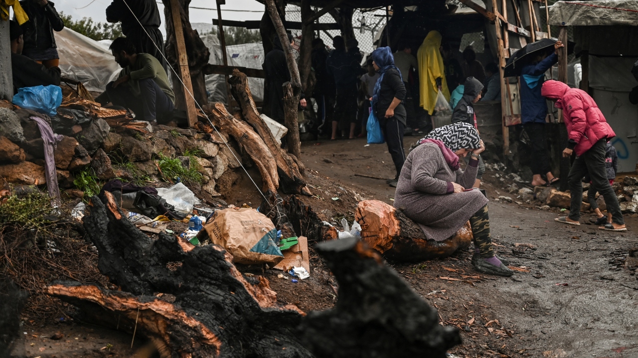 Kamp yaklaşık iki hafta önce 9 aylık bir bebeğin sıvı kaybından hayatını kaybetmesiyle gündeme gelmişti.